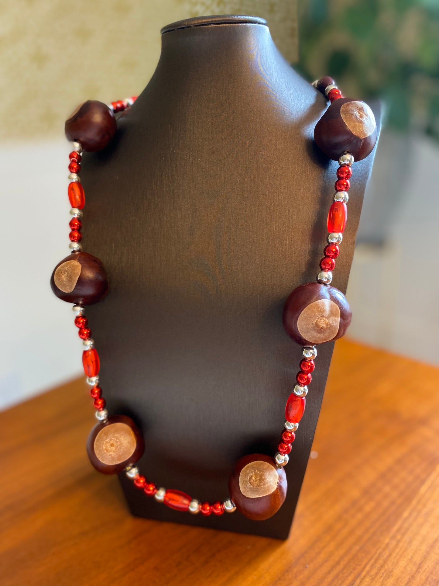 Light-Up Buckeye Necklace